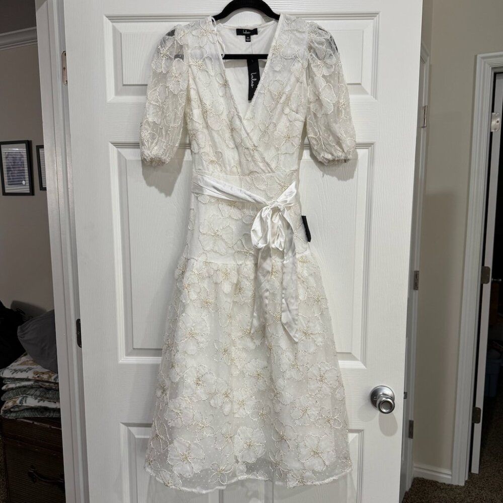 NWT Lulus Size XS Dress